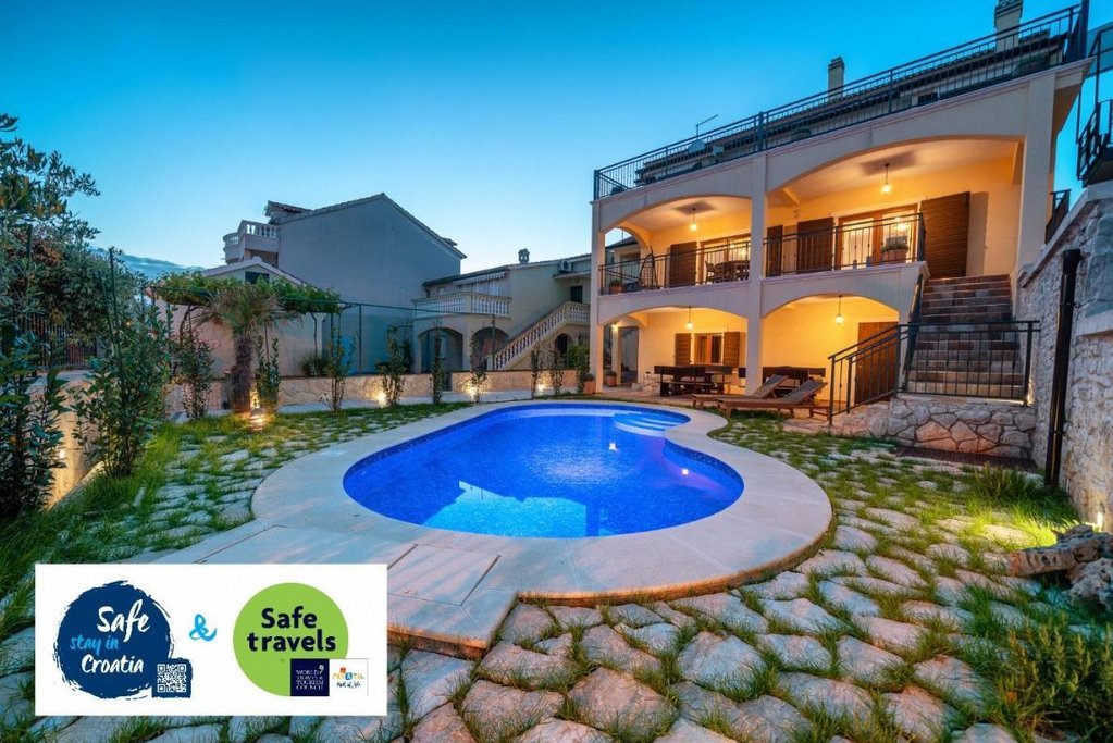 Nomad Luxury Villa