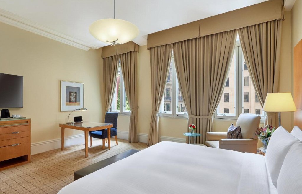 The Fullerton Hotel Sydney 1