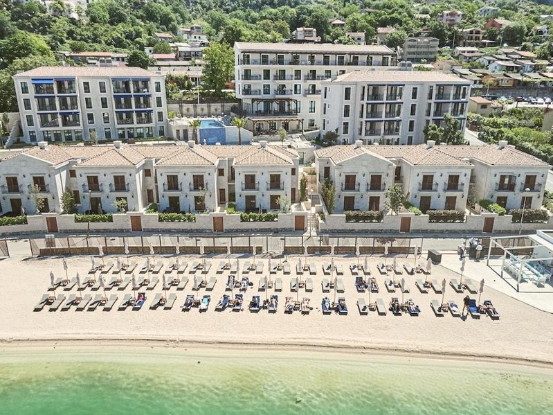 Huma Kotor Bay Hotel & Villas