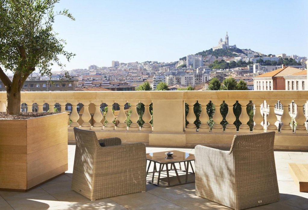Intercontinental Marseille - Dieu 1