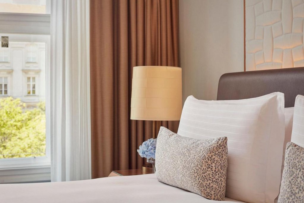 The Ritz-Carlton, Vienna 1