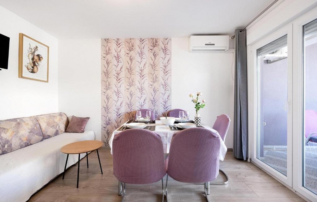Stunning Apartment in Vodice with Wifi 2