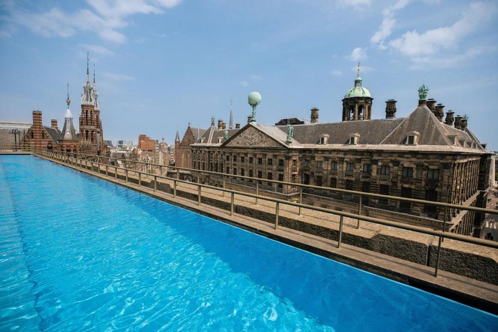 W Amsterdam