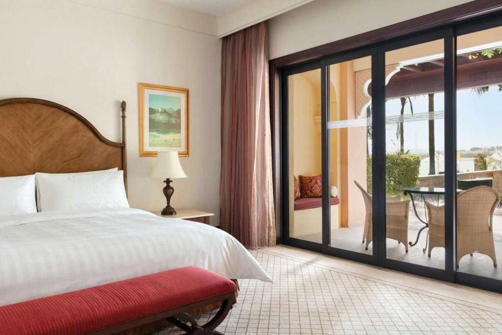 Shangri-La Qaryat Al Beri, Abu Dhabi 2