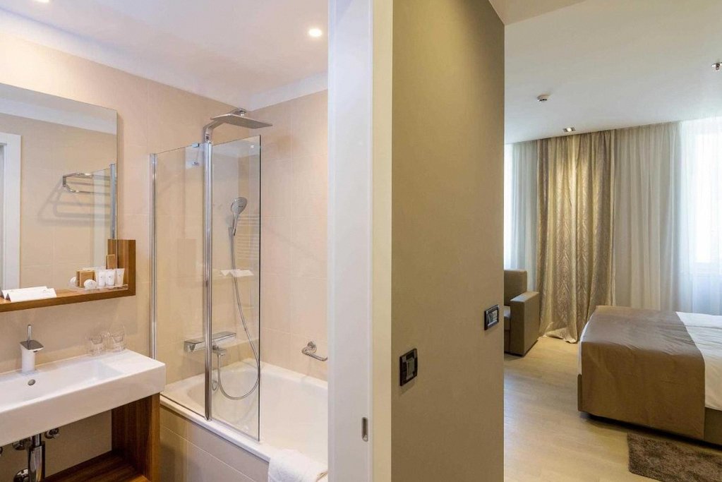 Cornaro Hotel 1