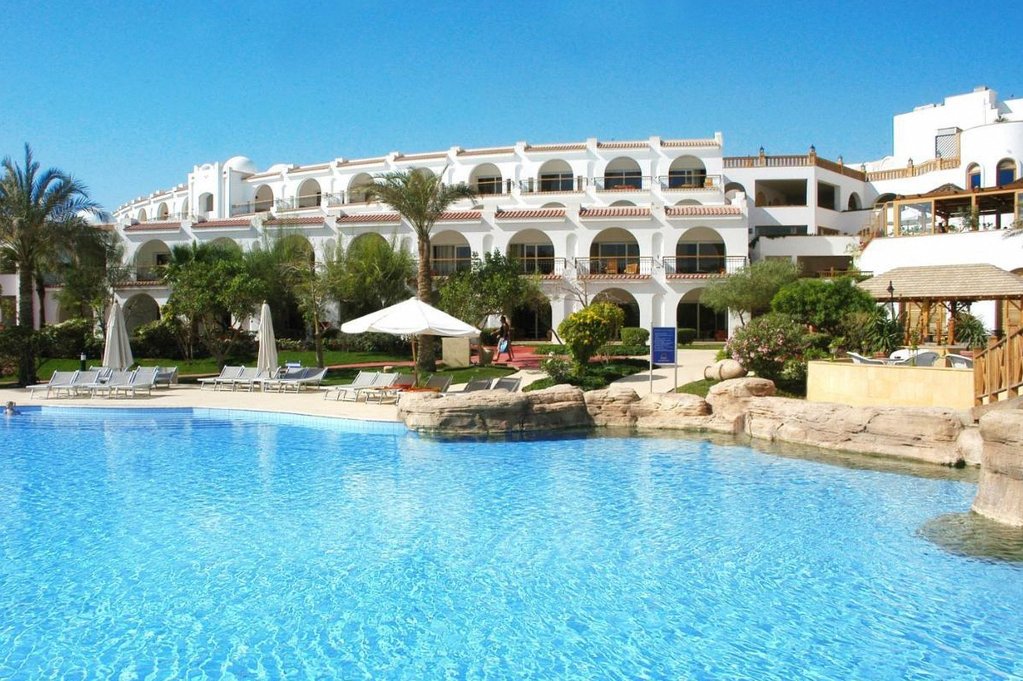 Savoy Hotel 1