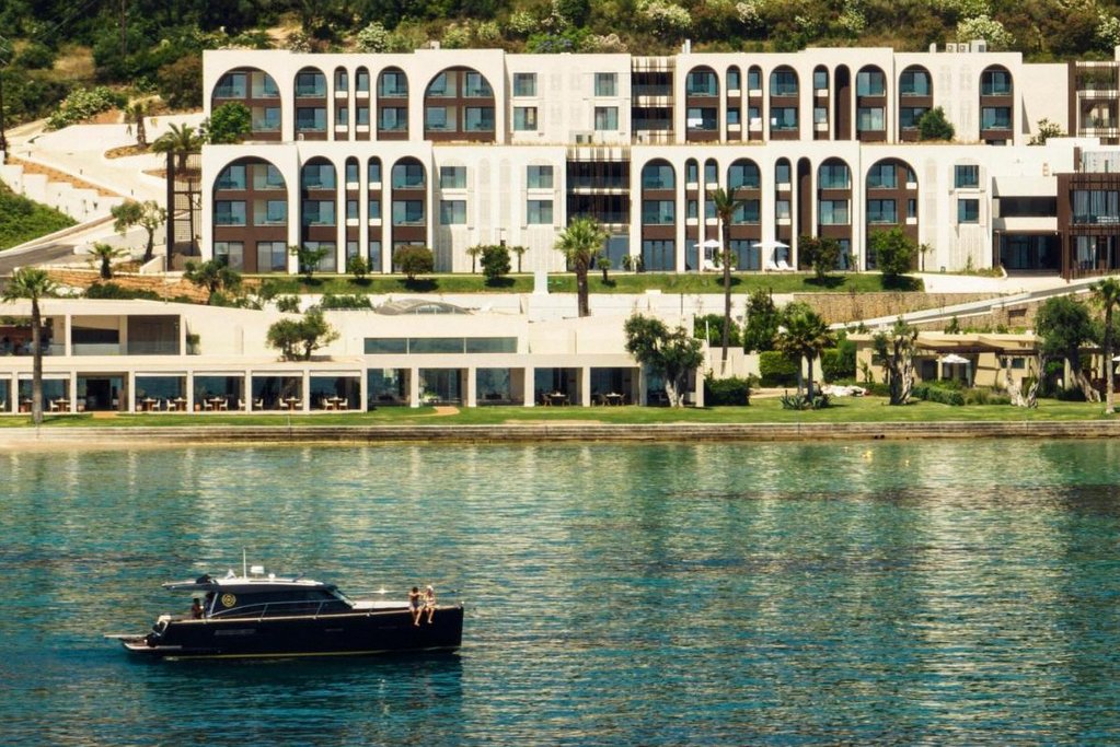 Domes Miramare, a Luxury Collection Resort, Corfu (Adults only) 1