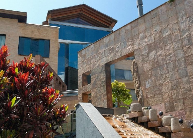 Tribe Hotel