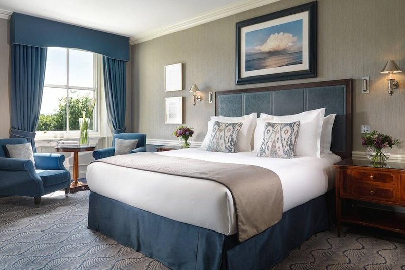 The Shelbourne Autograph Collection 2