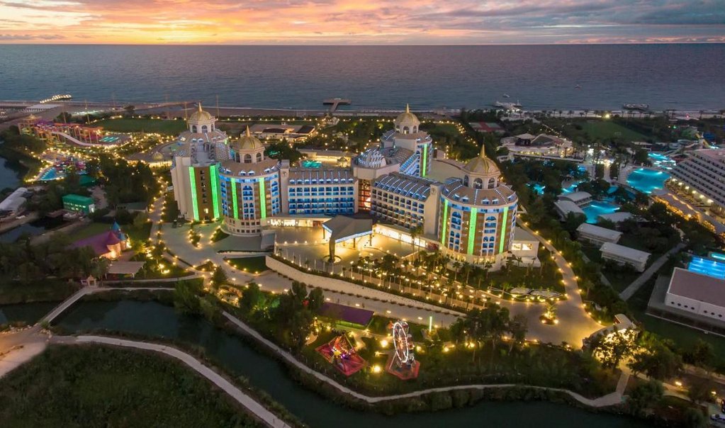 Delphin Be Grand Resort 1