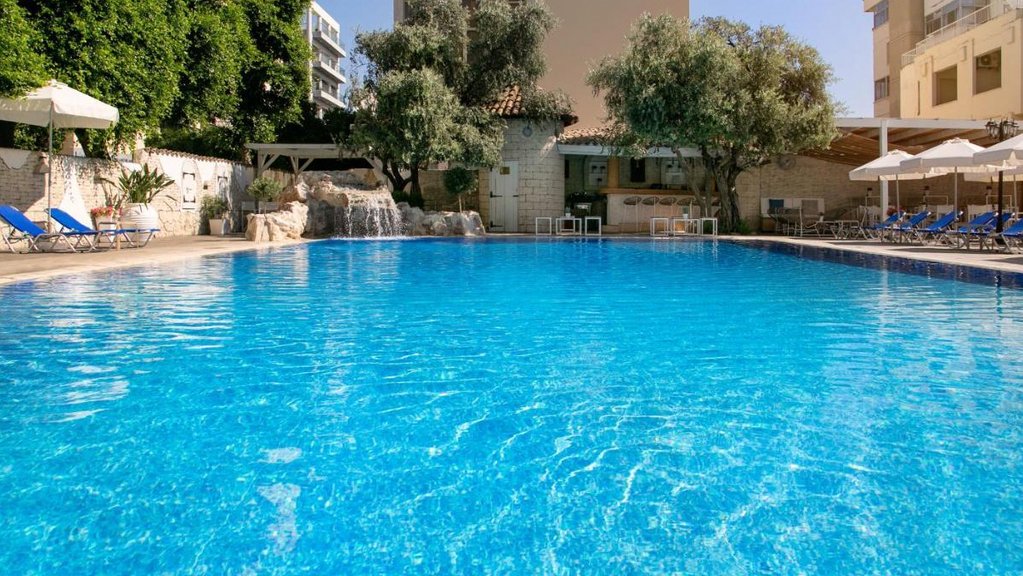 Cleopatra Hotel
