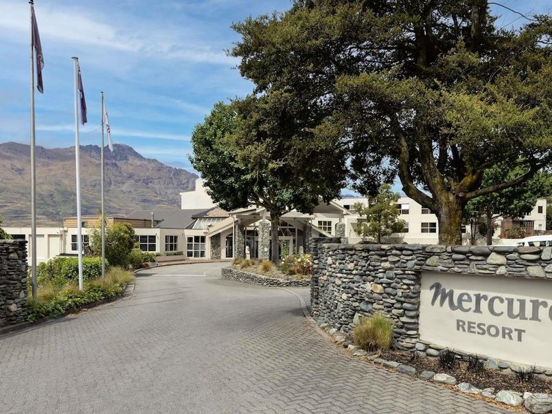 Mercure Queenstown Resort