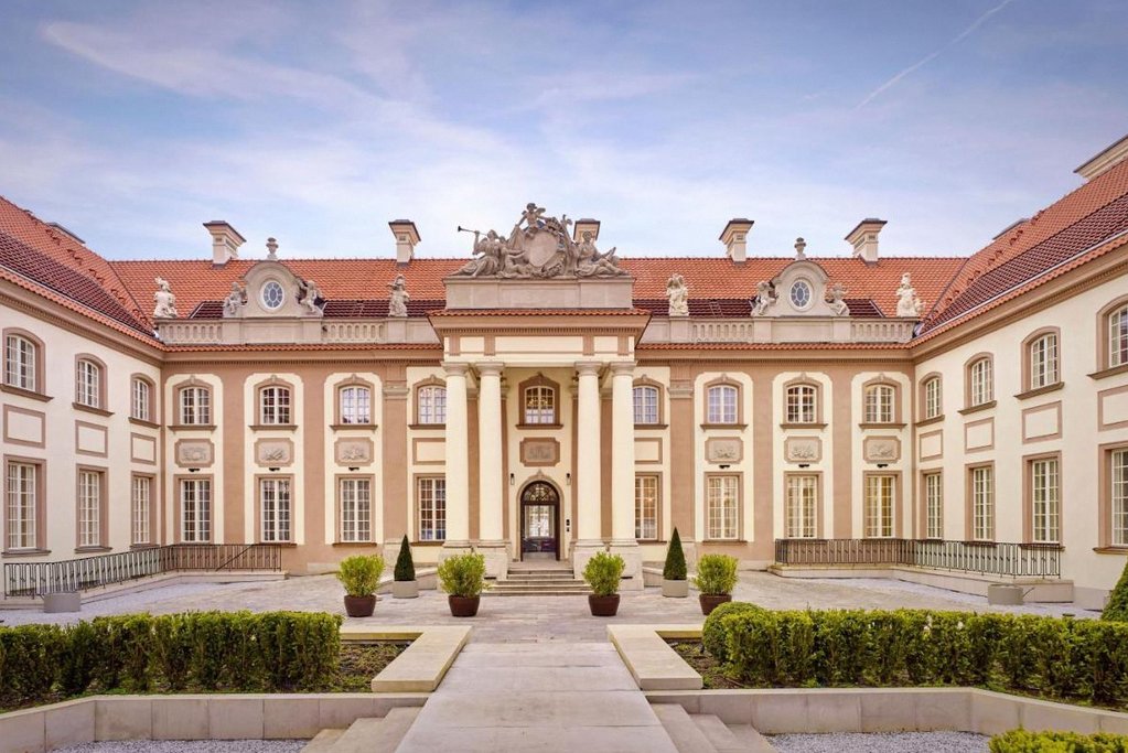 Hotel Verte, Warsaw, Autograph Collection