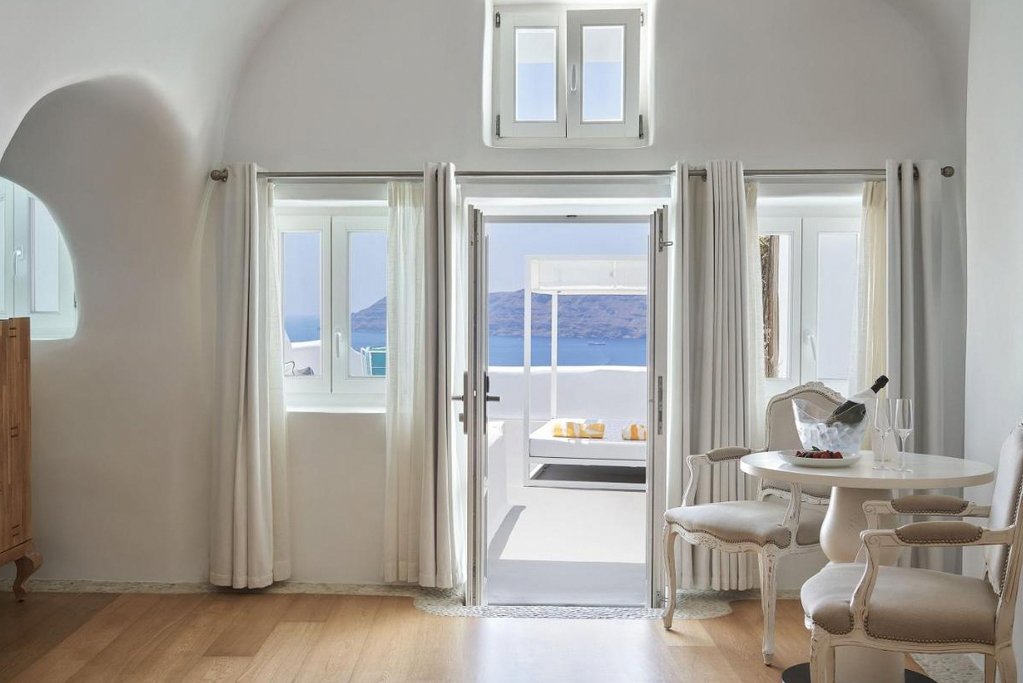Katikies Kirini Santorini 1