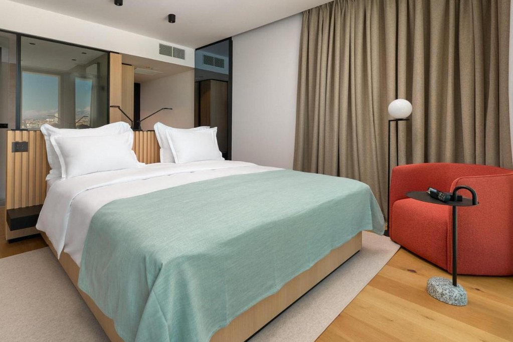 Hotel Ambasador 1